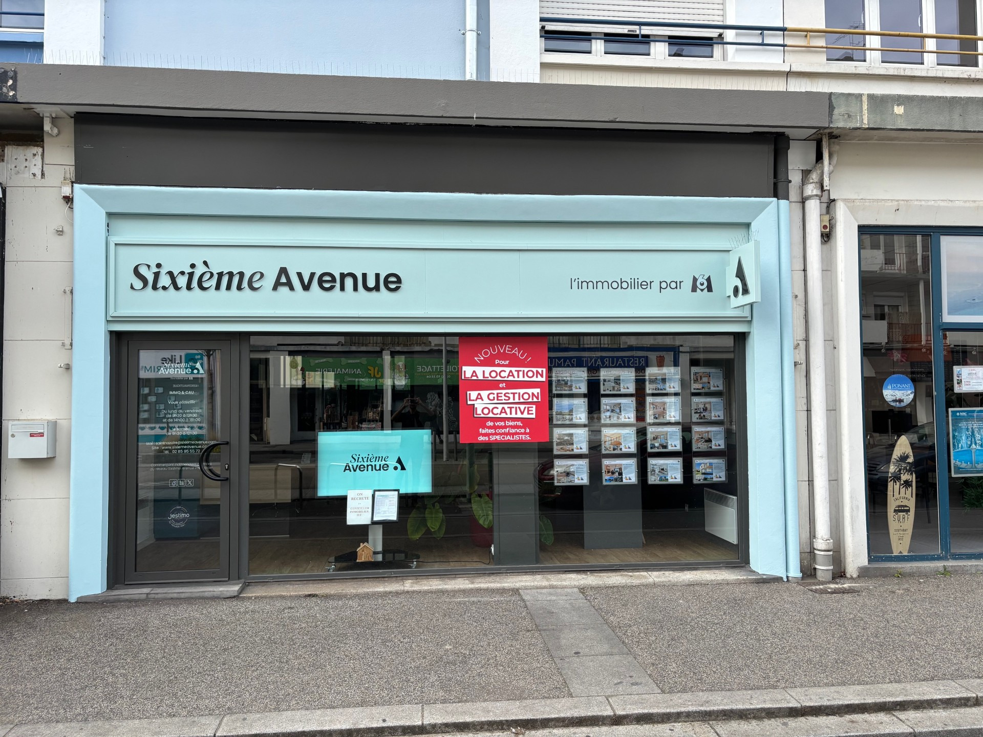 La vitrine de l'agence Sixième Avenue, 93 avenue de la République à Saint-Nazaire